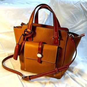 Dooney & Bourke Caramel Pebble Grain